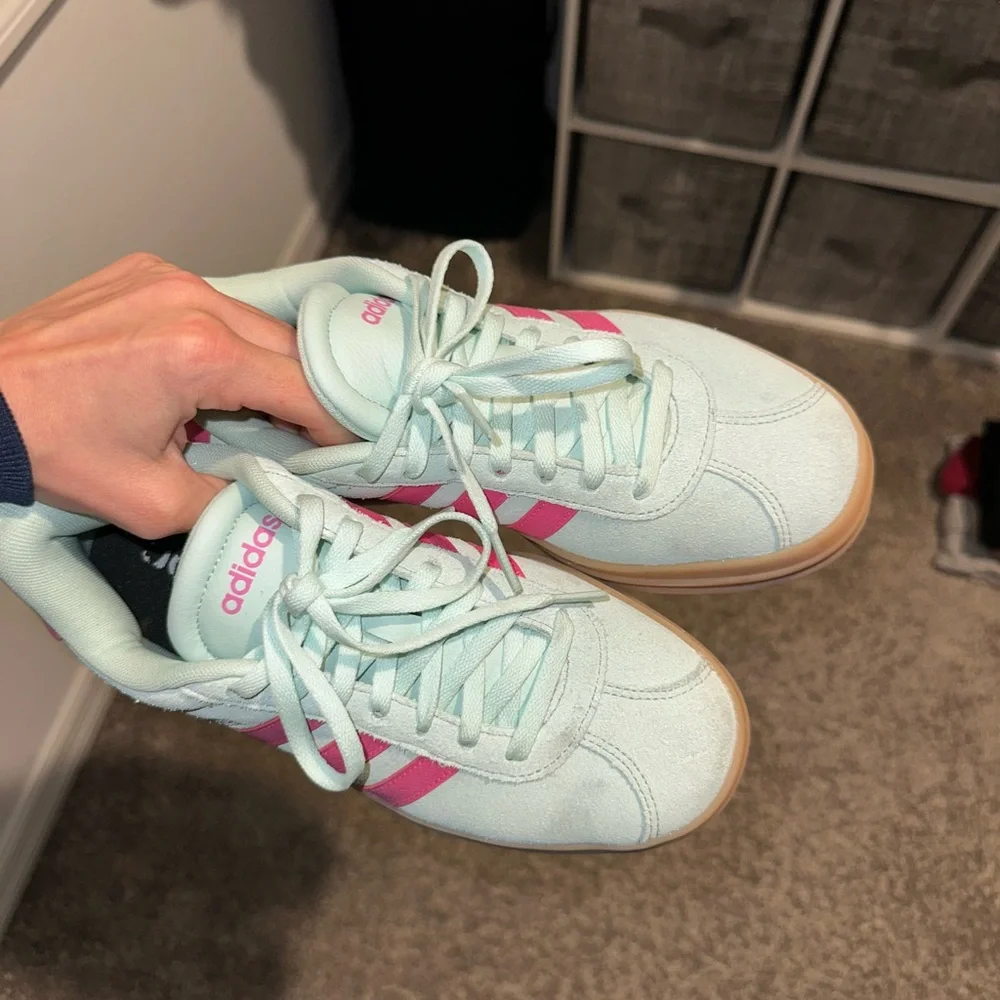 Adidas sneakers - Picture 2 of 5